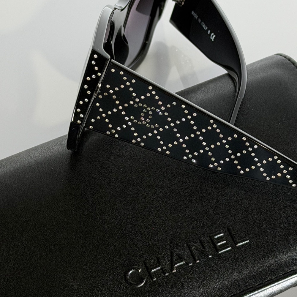 Chanel 5421-B Crystal CC Sunglasses – Black - Picture 7 of 12